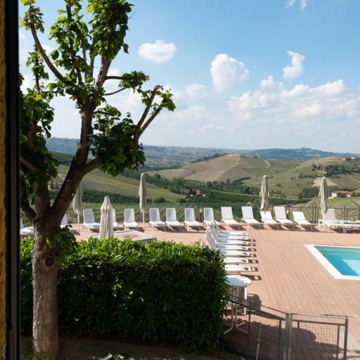 Casa Nicolini Hotel Barbaresco Bagian luar foto